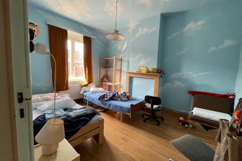 Rijwoning met tuin in Melle, 3 slaapkamers, bouwjaar 1935, 300m² perceeloppervlakte, 160m² bewoonbare oppervlakte, oostelijke tuinoriëntatie