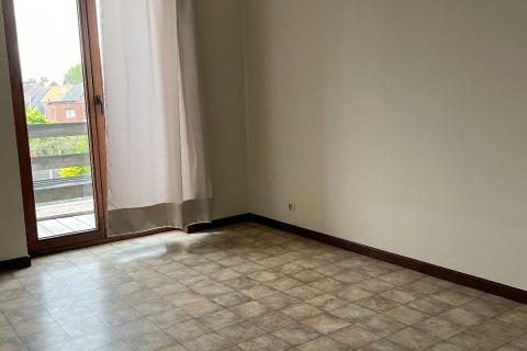 Ruim penthouse met terras, lift en garage in Merelbeke-Melle: 2 slaapkamers, bouwjaar 1997, EPC-label B