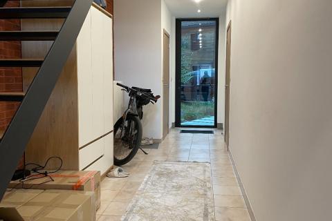 Gerieflijke gerenoveerde rijwoning met tuin en terras in Gentbrugge, 2 slaapkamers, standaard woning, EPC B