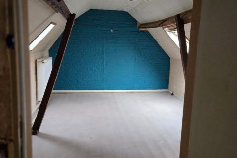Ruime hoekwoning met terras, garage en 3 slaapkamers in Ledeberg - Energielabel C - 180m² bewoonbare oppervlakte