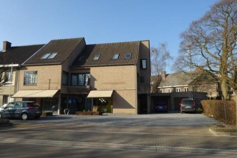 Gezellig duplex appartement te Kalken met 2 slaapkamers