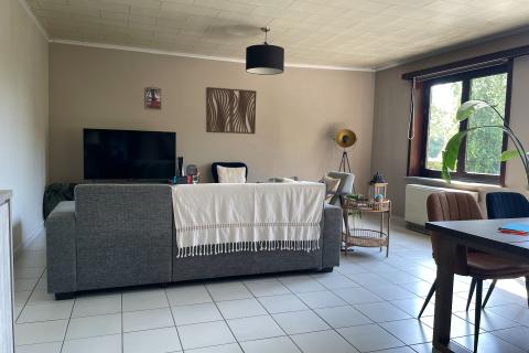 Gezellig duplex appartement te Kalken met 2 slaapkamers