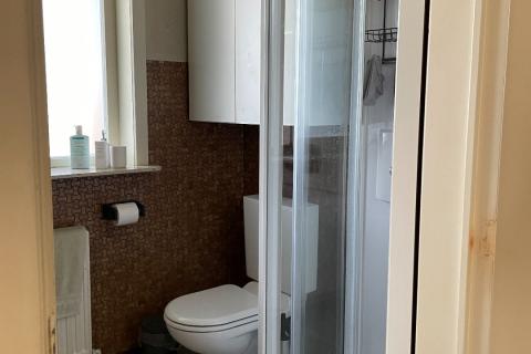 Ruime bungalow met 4 slaapkamers, garage en tuin in Oosterzele - Energiezuinig met EPC-waarde 364.00