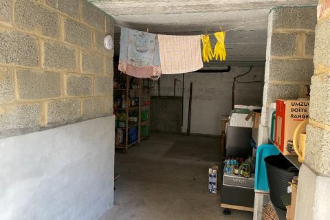Ruime bungalow met 4 slaapkamers, garage en tuin in Oosterzele - Energiezuinig met EPC-waarde 364.00