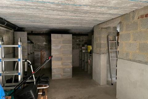 Ruime bungalow met 4 slaapkamers, garage en tuin in Oosterzele - Energiezuinig met EPC-waarde 364.00