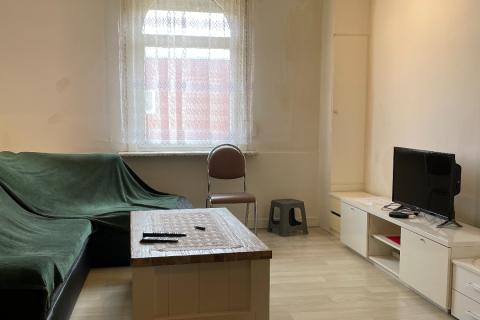 Instapklare rijwoning met tuin en terras in Heusden/Destelbergen, 2 slaapkamers, energielabel E, zuidwestelijke oriëntatie van de tuin