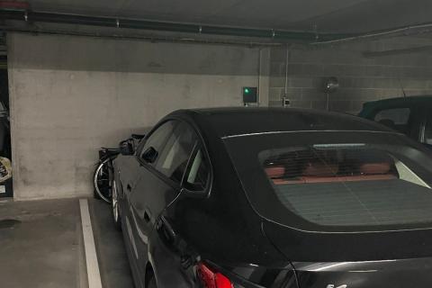Ruim appartement met terras, garage en 2 slaapkamers in Gent - bouwjaar 2003, energielabel A, bewoonbare oppervlakte 113.00 - ideaal voor stadsliefhebbers!