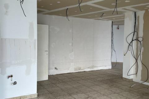 Ruime commerciële hoek te Melle Vogelhoek