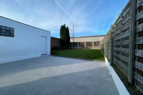 Mooie half open bebouwing met tuin, garage en 3 slaapkamers in Melle - EPC 276.00 - Energielabel C - 132.00m² bewoonbare oppervlakte - Zuidwestelijke tuinoriënt