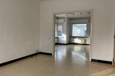 Mooie half open bebouwing met tuin, garage en 3 slaapkamers in Melle - EPC 276.00 - Energielabel C - 132.00m² bewoonbare oppervlakte - Zuidwestelijke tuinoriënt