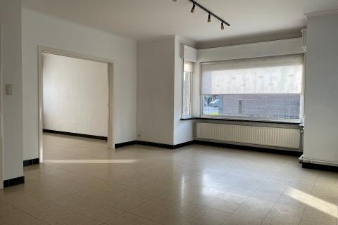 Mooie half open bebouwing met tuin, garage en 3 slaapkamers in Melle - EPC 276.00 - Energielabel C - 132.00m² bewoonbare oppervlakte - Zuidwestelijke tuinoriënt