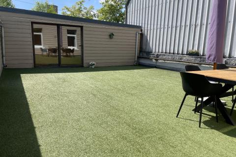 Showroom, atelier en appartement in Merelbeke-Melle, gerenoveerd in 2015, 650.00m² perceeloppervlakte, 226.00m² bewoonbare oppervlakte