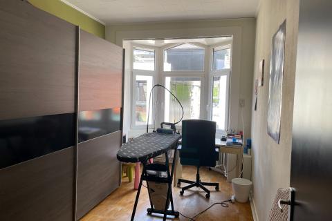 Showroom, atelier en appartement in Merelbeke-Melle, gerenoveerd in 2015, 650.00m² perceeloppervlakte, 226.00m² bewoonbare oppervlakte