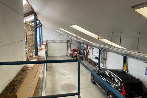Showroom, atelier en appartement in Merelbeke-Melle, gerenoveerd in 2015, 650.00m² perceeloppervlakte, 226.00m² bewoonbare oppervlakte