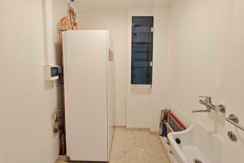 Ruime standaard rijwoning in Wetteren / Kwatrecht met tuin, 4 slaapkamers, energielabel A en 2 badkamers