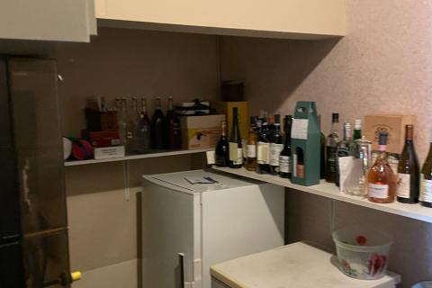 Ruime half open bebouwing met tuin, terras en garage in Merelbeke-Melle - 4 slaapkamers - Energielabel E - Zuidelijke oriëntatie van de tuin