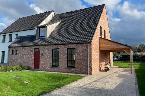 Half open bebouwing met tuin en terras in Heusden met 4 slaapkamers, bouwjaar 2026, Energielabel A