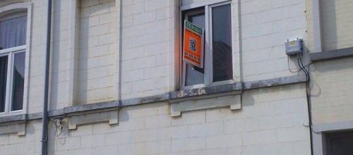Rijwoning met 3 SLPK te huur in hartje Ledeberg