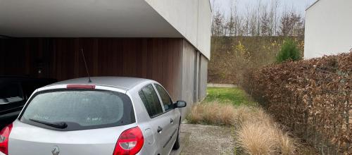 Gelijkvloers appartement met tuin op het zuidwesten, 2 slaapkamers en 2 parkeerplaatsen in Melle